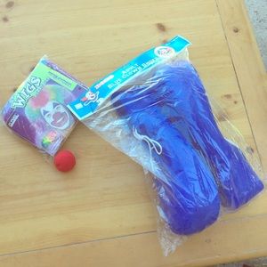 Brand new!!! Clown wig, nose, and shoes.